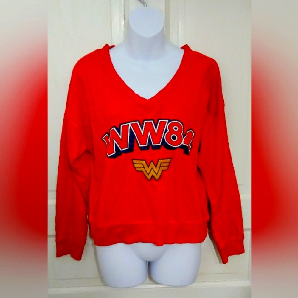 WW84 LADIES RED WONDER WOMAN LONG SLEEVED TOP